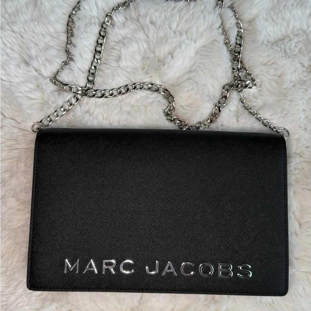 Marc Jacobs Black Crossbody with Silver Chain - Picture 1 of 8